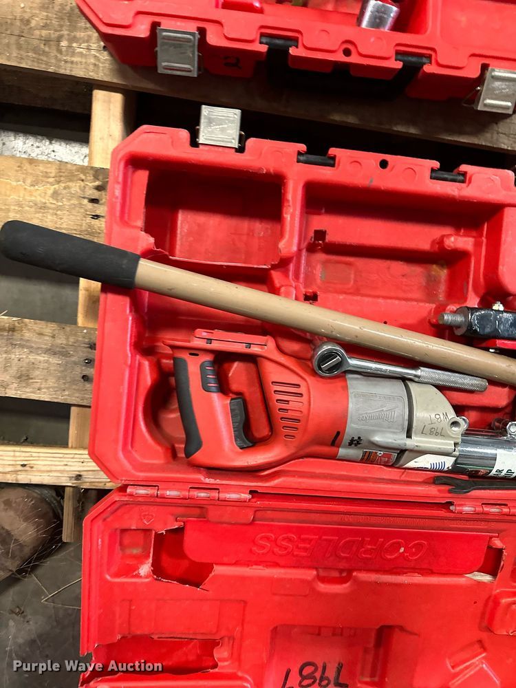 image for item LO9304 Tools