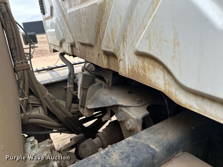 image for item LO9464 2011 International  7300 FSA bucket truck