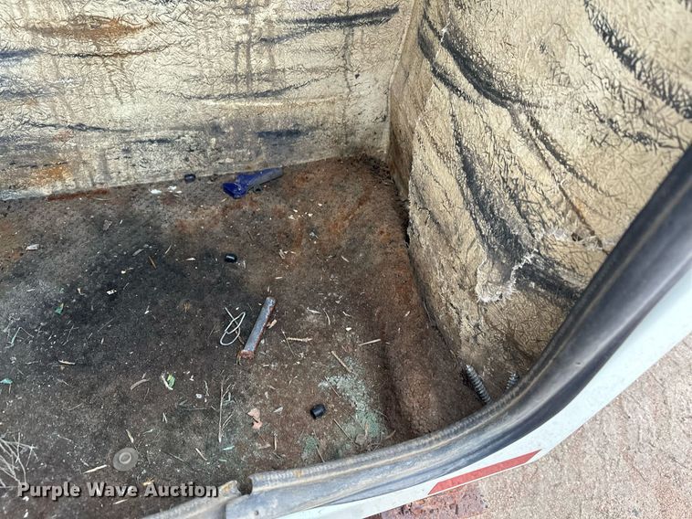 image for item LO9464 2011 International  7300 FSA bucket truck