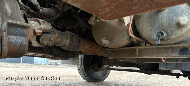 image for item LO9464 2011 International  7300 FSA bucket truck