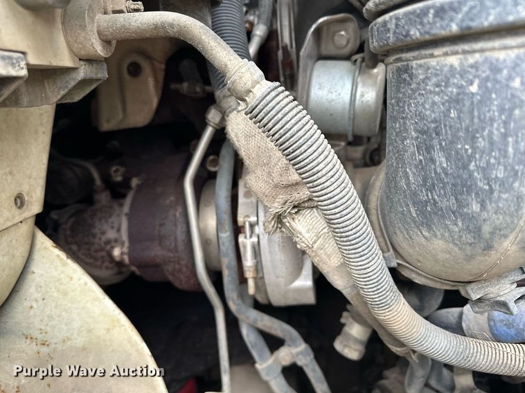 image for item LO9464 2011 International  7300 FSA bucket truck