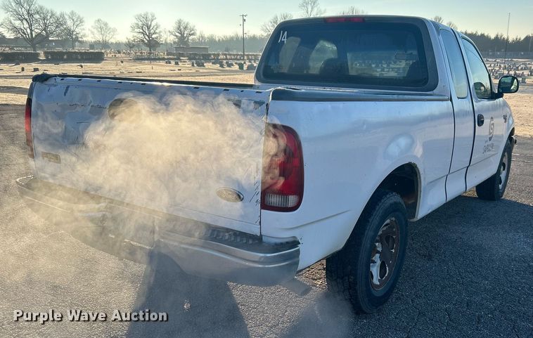 image for item NB9315 1998 Ford F150 SuperCab pickup truck