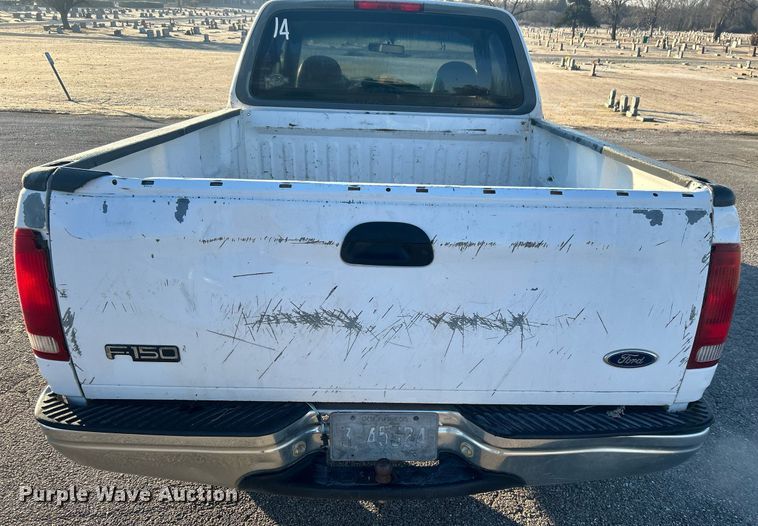 image for item NB9315 1998 Ford F150 SuperCab pickup truck