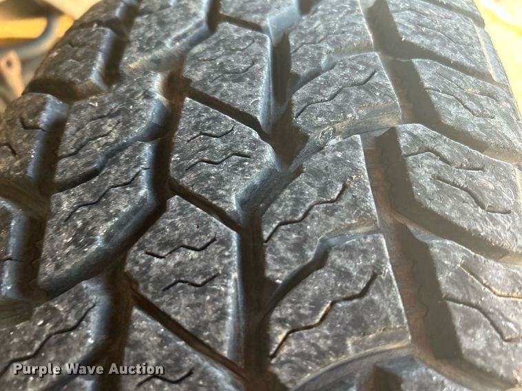 image for item NB9315 1998 Ford F150 SuperCab pickup truck