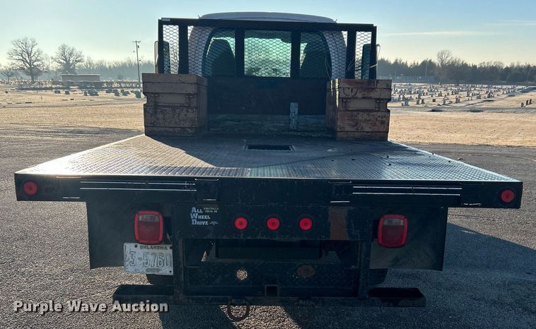 image for item NB9316 2004 Chevrolet  C4500 flatbed truck