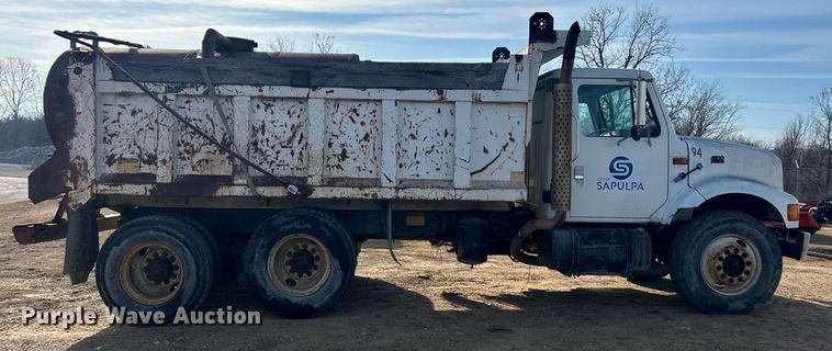 image for item NB9320 1998 International  4900 dump truck