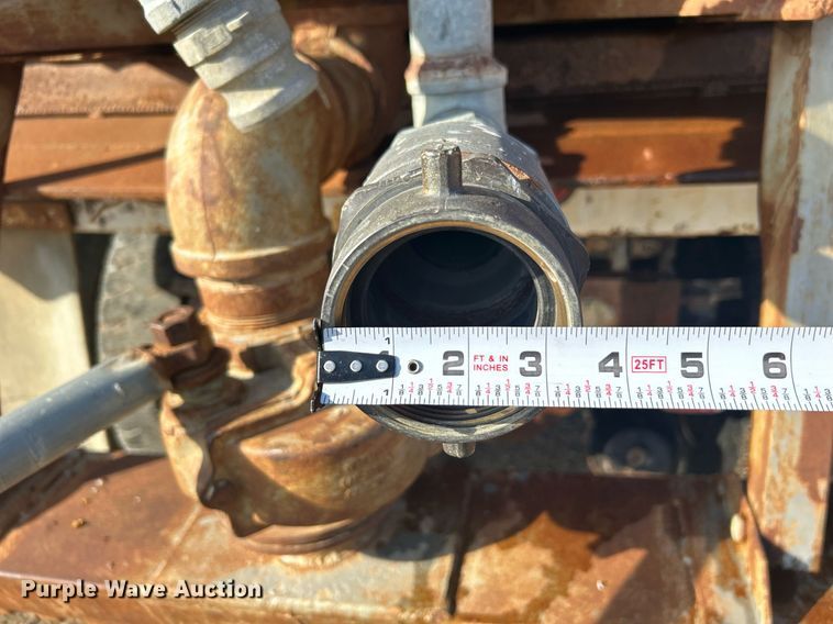 image for item NB9320 1998 International  4900 dump truck