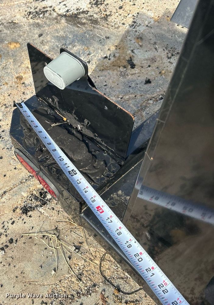 image for item NB9321 2013 Cimline  110 Magma melter applicator