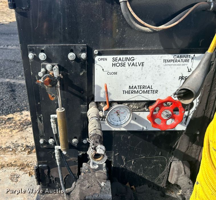 image for item NB9321 2013 Cimline  110 Magma melter applicator