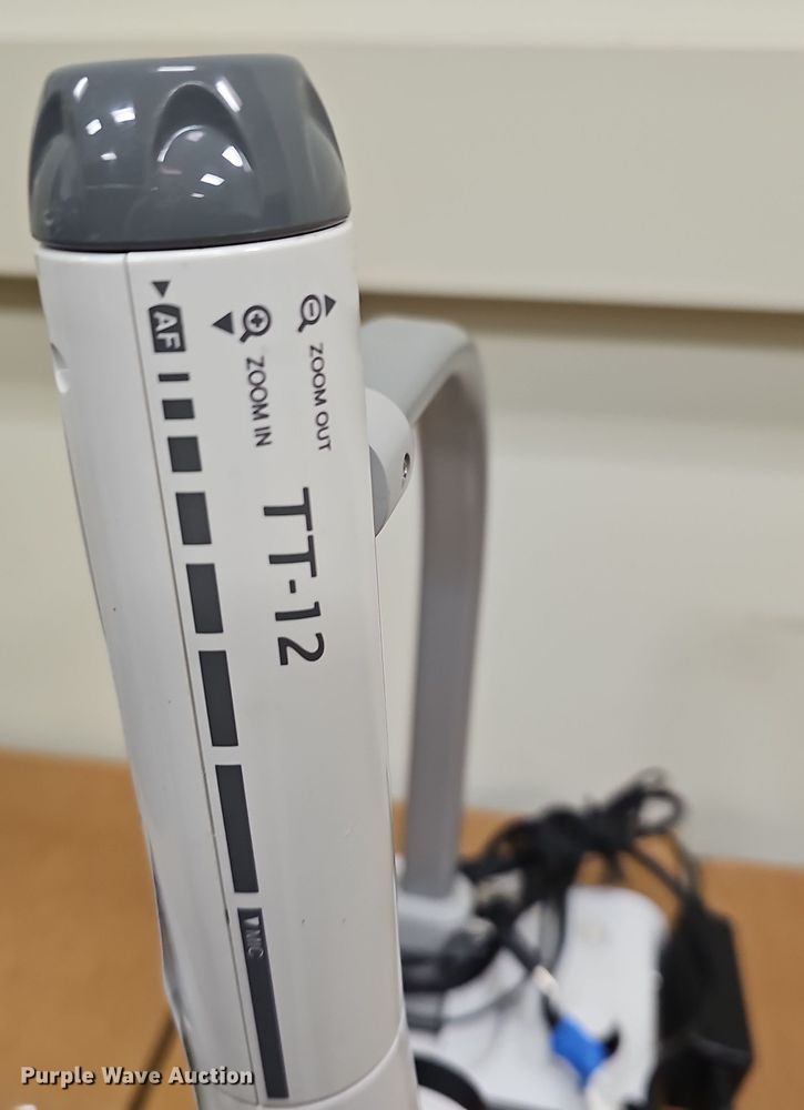 image for item NE9325 Approximately 15 projectors