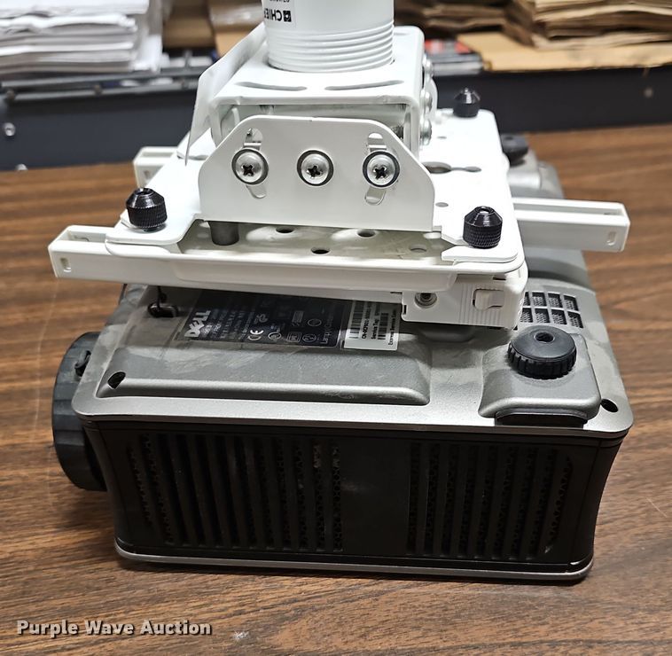 image for item NE9337 Approximately 18 projectors