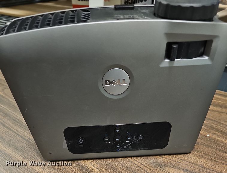 image for item NE9337 Approximately 18 projectors