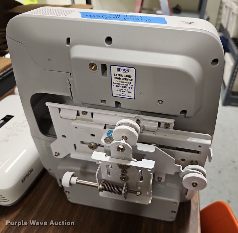 image for item NE9337 Approximately 18 projectors