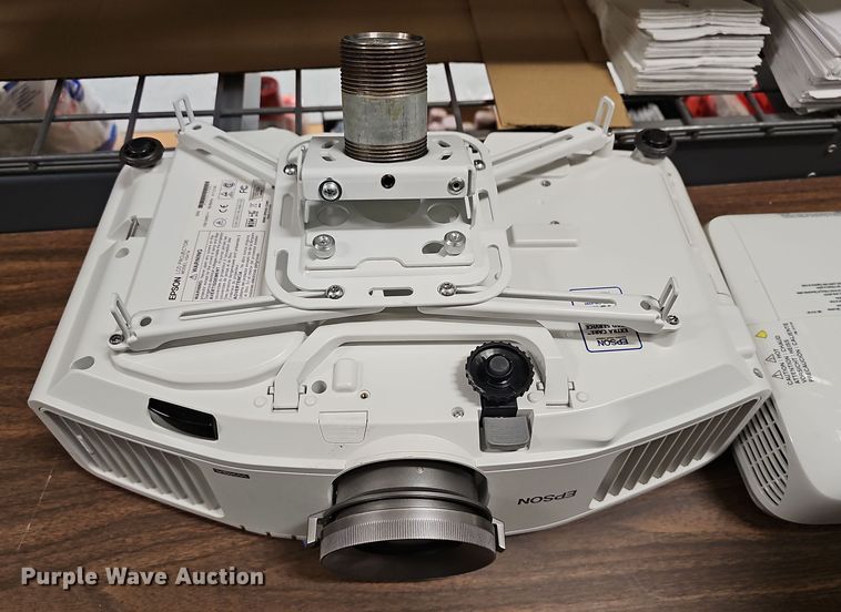 image for item NE9337 Approximately 18 projectors