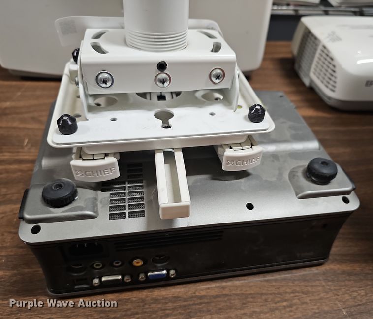 image for item NE9337 Approximately 18 projectors