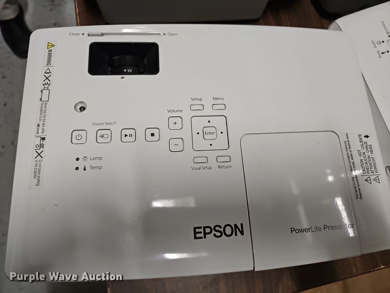 image for item NE9337 Approximately 18 projectors