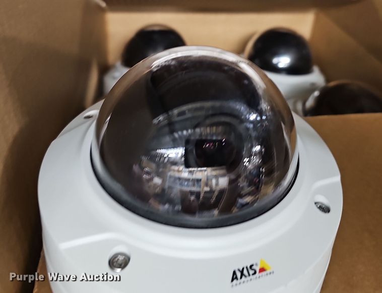 image for item NE9338 Axis security cameras