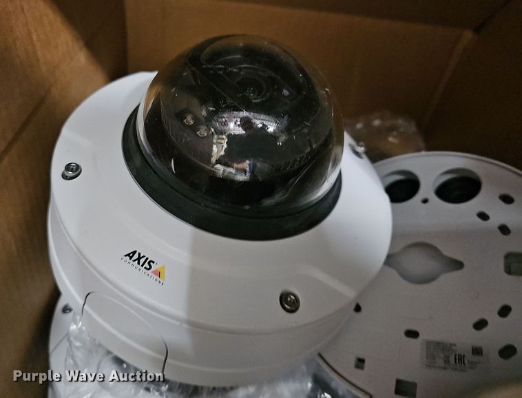 image for item NE9338 Axis security cameras