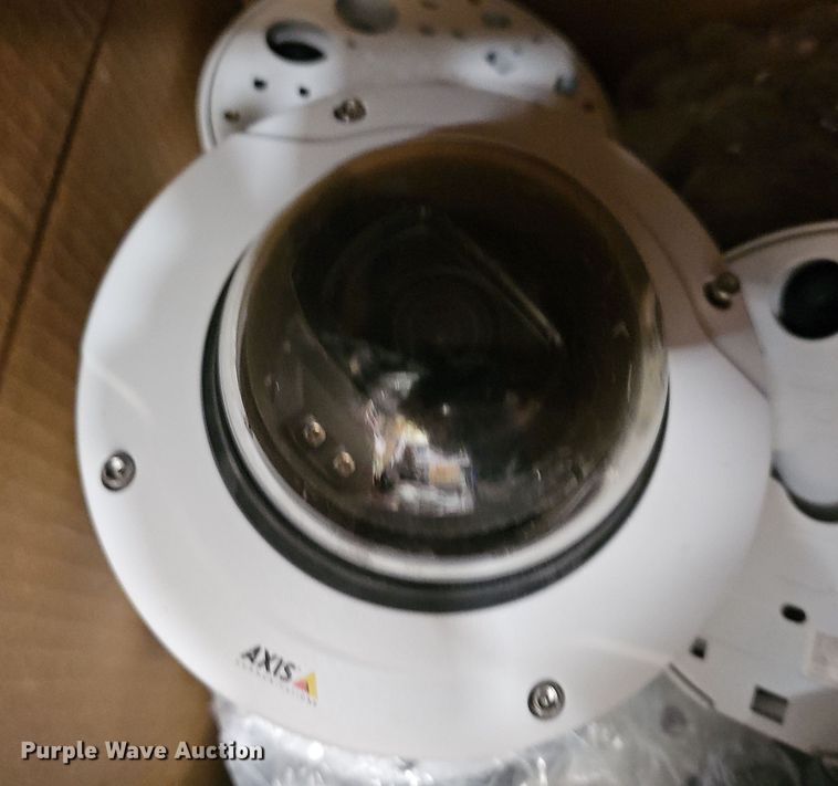 image for item NE9338 Axis security cameras