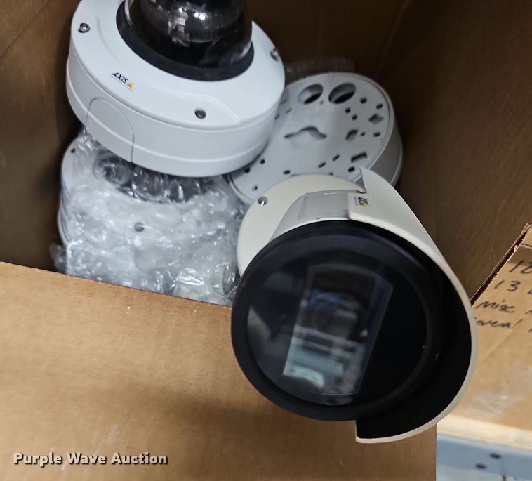 image for item NE9338 Axis security cameras