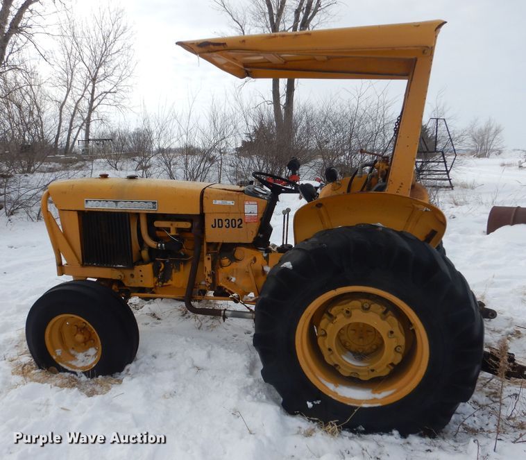 image for item NE9394 John Deere  302-G tractor