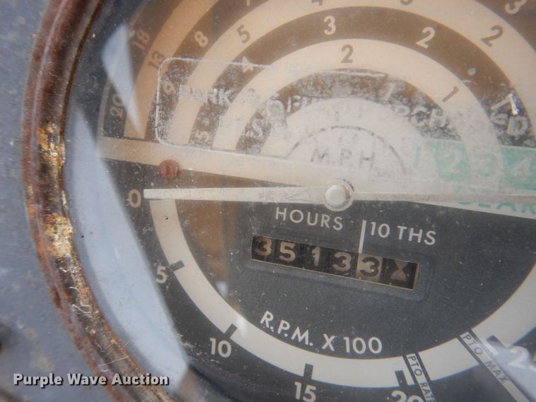 image for item NE9394 John Deere  302-G tractor