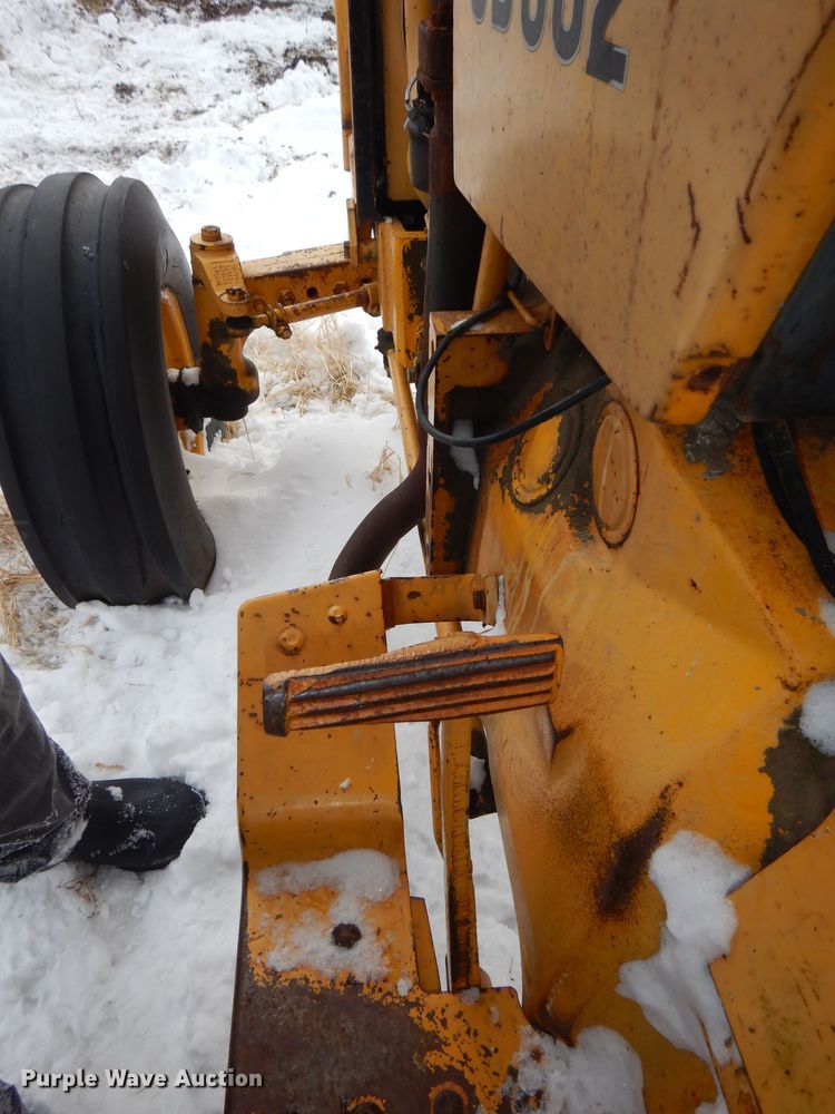 image for item NE9394 John Deere  302-G tractor