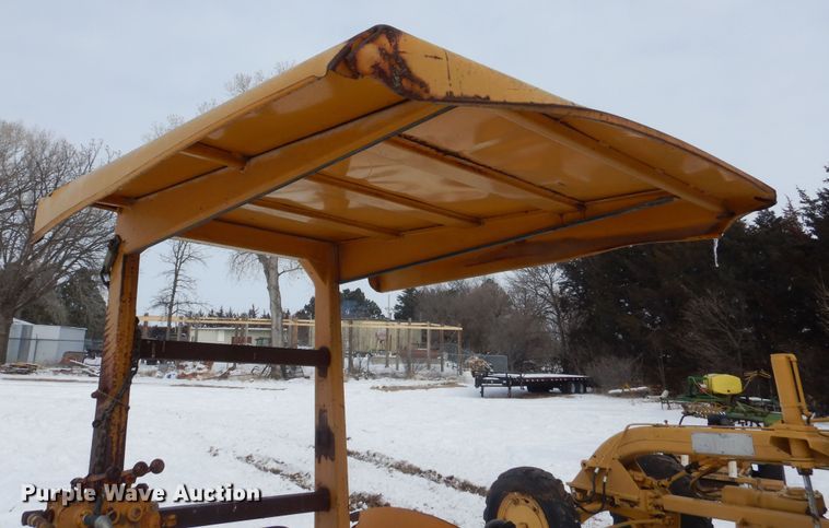 image for item NE9394 John Deere  302-G tractor