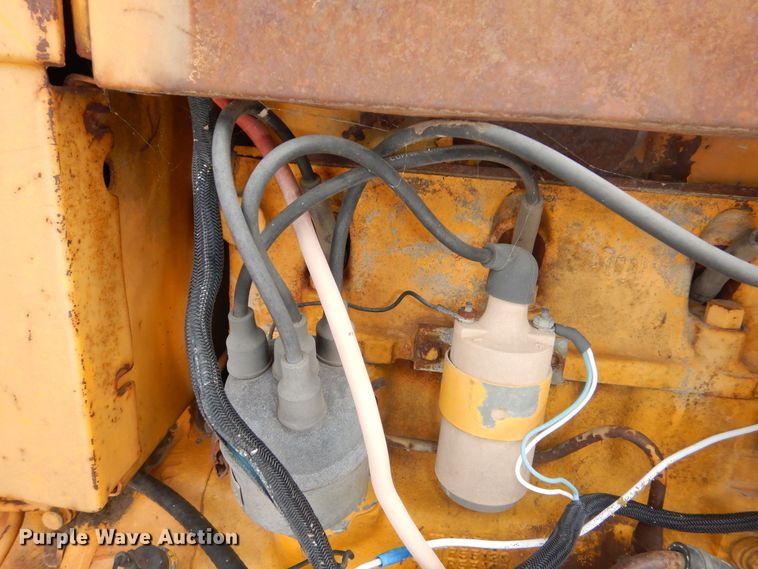 image for item NE9394 John Deere  302-G tractor