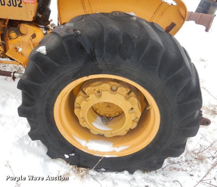 image for item NE9394 John Deere  302-G tractor