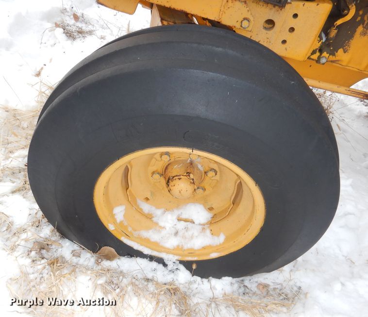 image for item NE9394 John Deere  302-G tractor