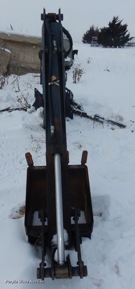 image for item NE9397 Ameriquip ARPS 105 backhoe attachment