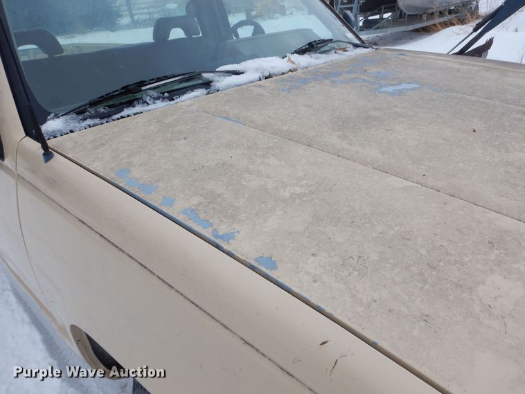 image for item NE9398 1992 Chevrolet Cheyenne C1500 pickup truck