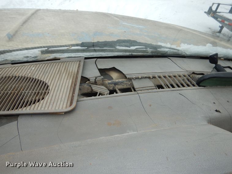 image for item NE9398 1992 Chevrolet Cheyenne C1500 pickup truck