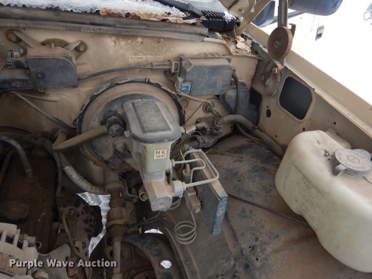 image for item NE9398 1992 Chevrolet Cheyenne C1500 pickup truck