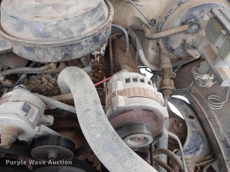 image for item NE9398 1992 Chevrolet Cheyenne C1500 pickup truck