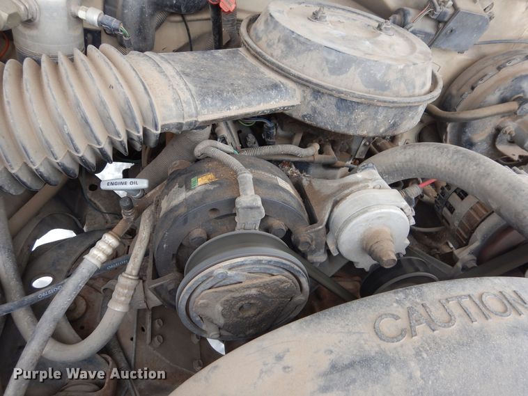 image for item NE9398 1992 Chevrolet Cheyenne C1500 pickup truck