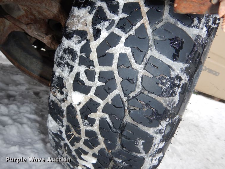 image for item NE9398 1992 Chevrolet Cheyenne C1500 pickup truck