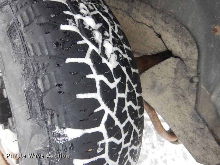 image for item NE9398 1992 Chevrolet Cheyenne C1500 pickup truck