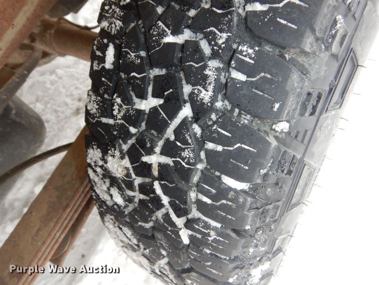 image for item NE9398 1992 Chevrolet Cheyenne C1500 pickup truck