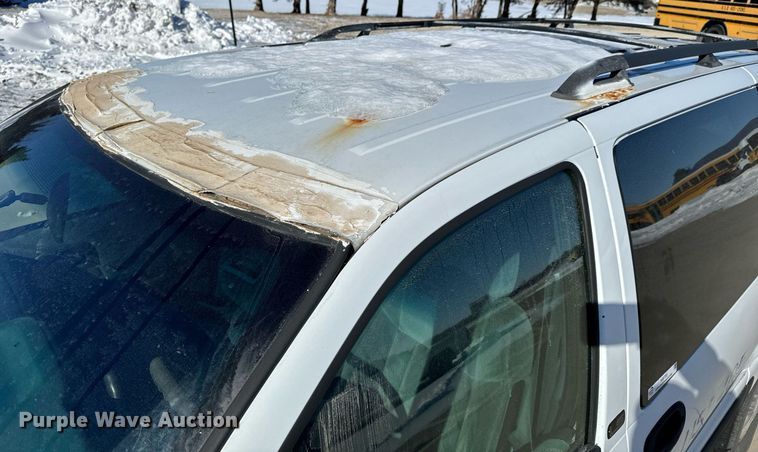 image for item NI9720 1999 Chevrolet Venture  van