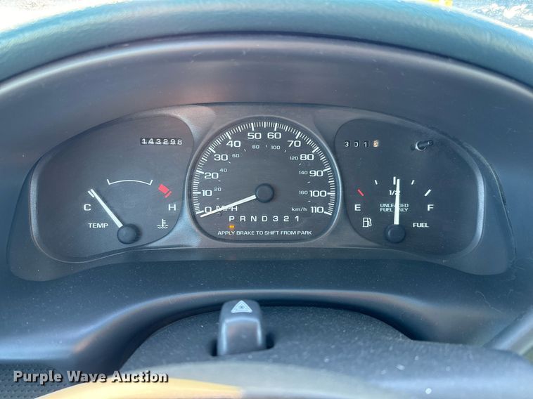 image for item NI9720 1999 Chevrolet Venture  van