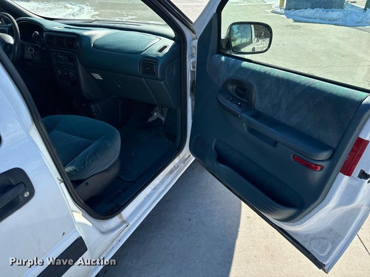 image for item NI9720 1999 Chevrolet Venture  van