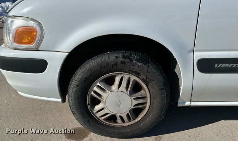image for item NI9720 1999 Chevrolet Venture  van