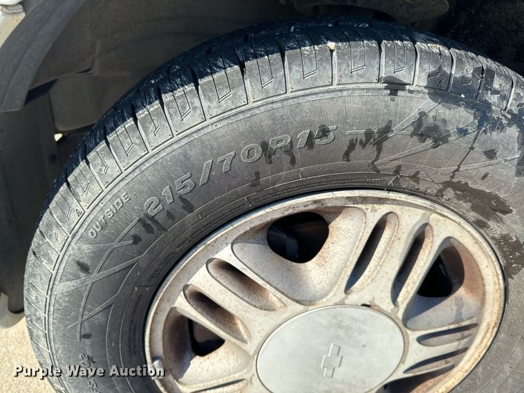 image for item NI9720 1999 Chevrolet Venture  van