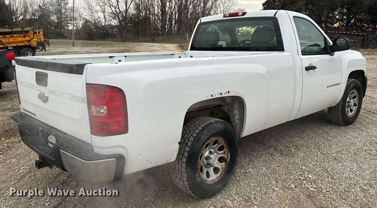 image for item NM9200 2008 Chevrolet Silverado 1500 pickup truck