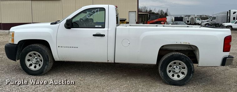 image for item NM9200 2008 Chevrolet Silverado 1500 pickup truck