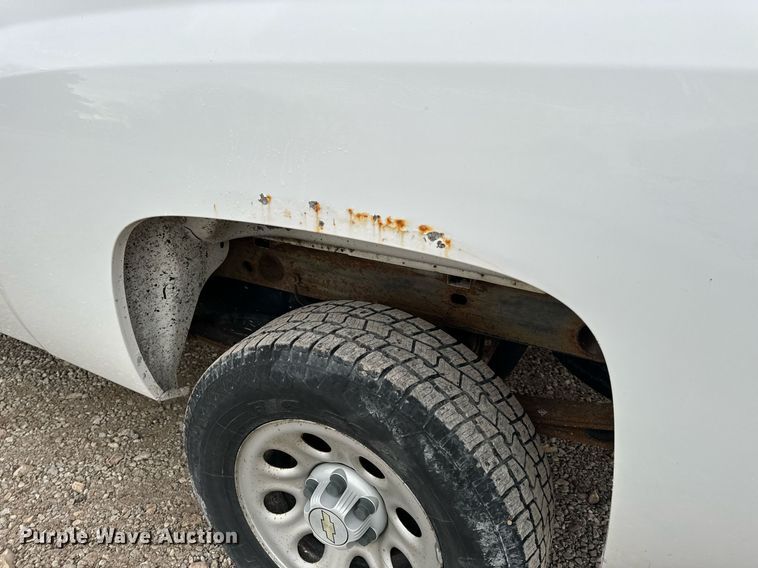image for item NM9200 2008 Chevrolet Silverado 1500 pickup truck