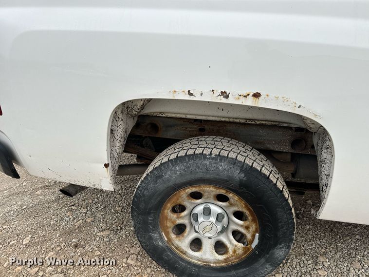 image for item NM9200 2008 Chevrolet Silverado 1500 pickup truck