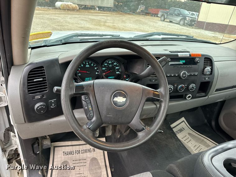 image for item NM9200 2008 Chevrolet Silverado 1500 pickup truck